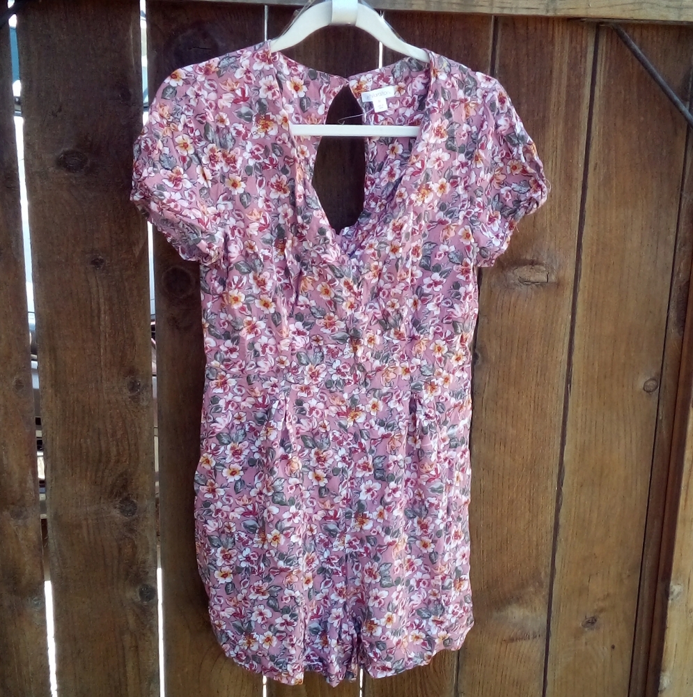 Xhilaration Romper | Blush with Floral